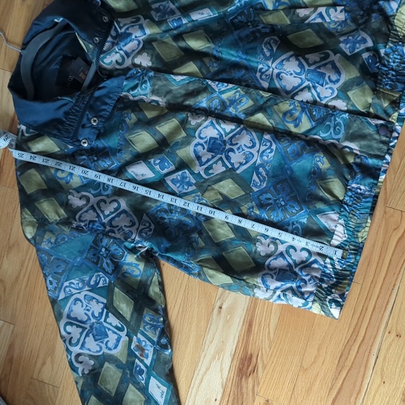 Vintage 80s windbreaker - Picture 8 of 12